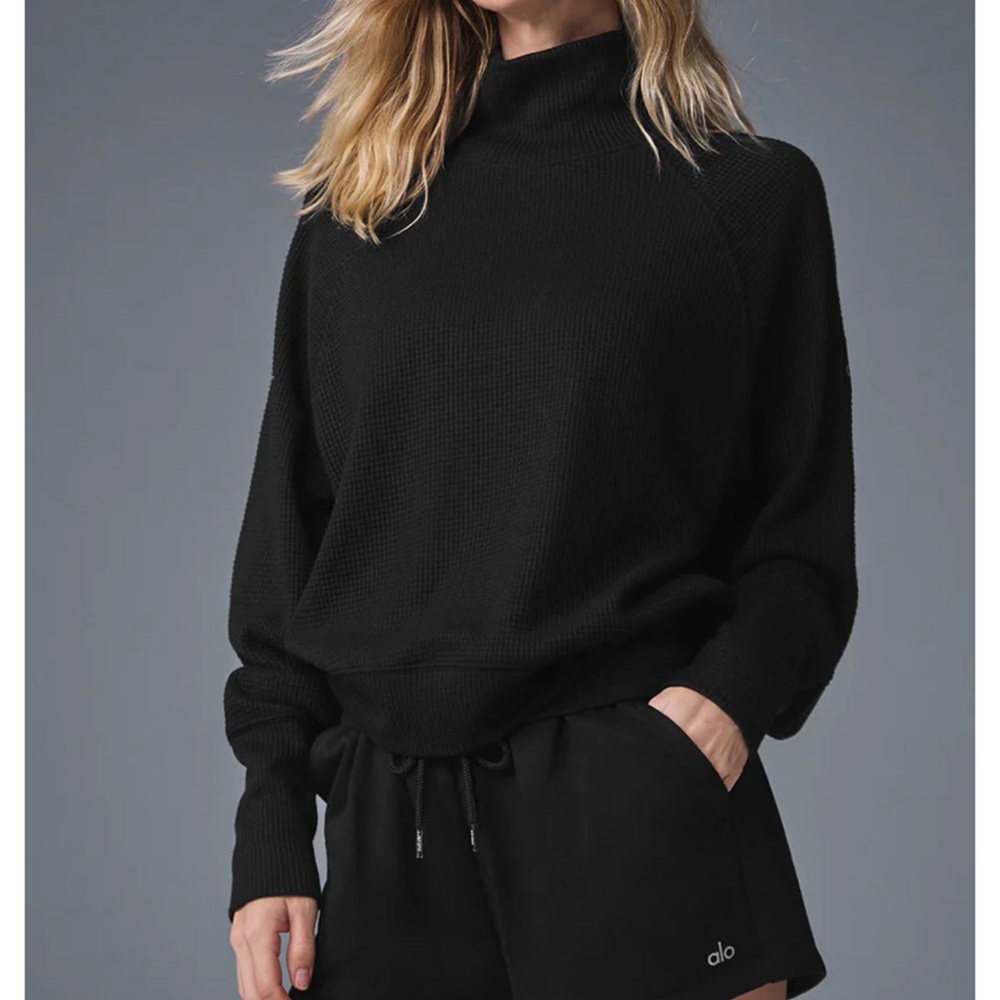 ALO Yoga Women's Classic Black Turtleneck Sweater